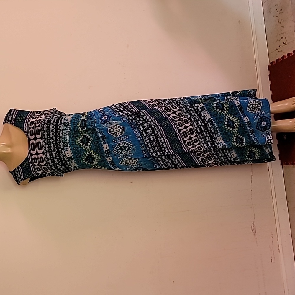 Size xlarge dress from Indication